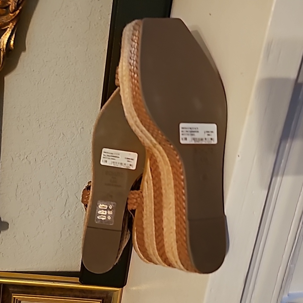 Schutz Hazel Sandals - Picture 9 of 11